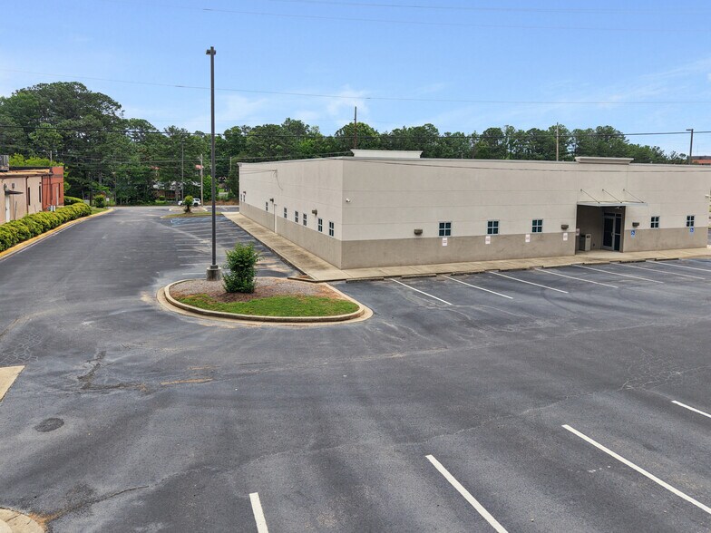 More Photos Of 1090 9th Ave SW, Bessemer Medical For Sale