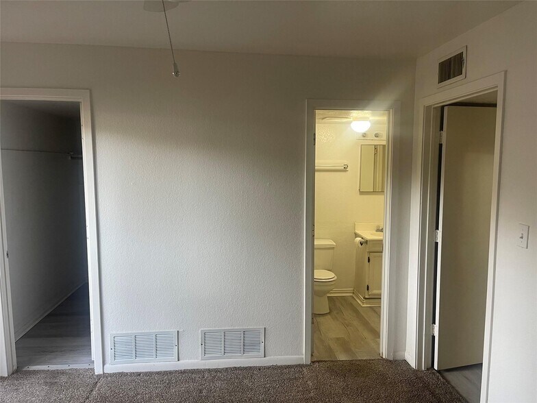 More Photos Of , Weatherford Multifamily For Sale
