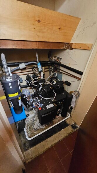 More Photos Of 350 S Main St, Cheshire Medical For Sale