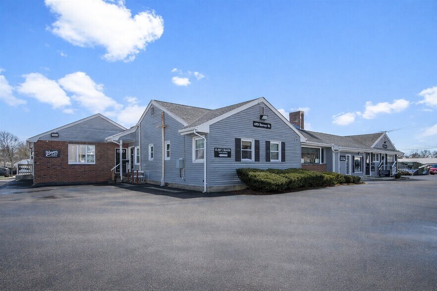 More Photos Of 478 Torrey St, Brockton Medical For Sale