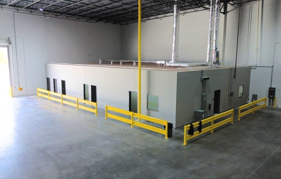 More Photos Of 115 Parkway Dr, Rincon Unknown For Lease