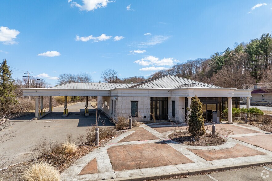 More Photos Of 705 Milford Rd, East Stroudsburg Bank For Sale