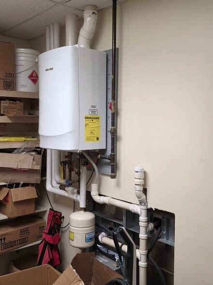 More Photos Of 37 Anderson Rd, Buffalo Medical For Sale