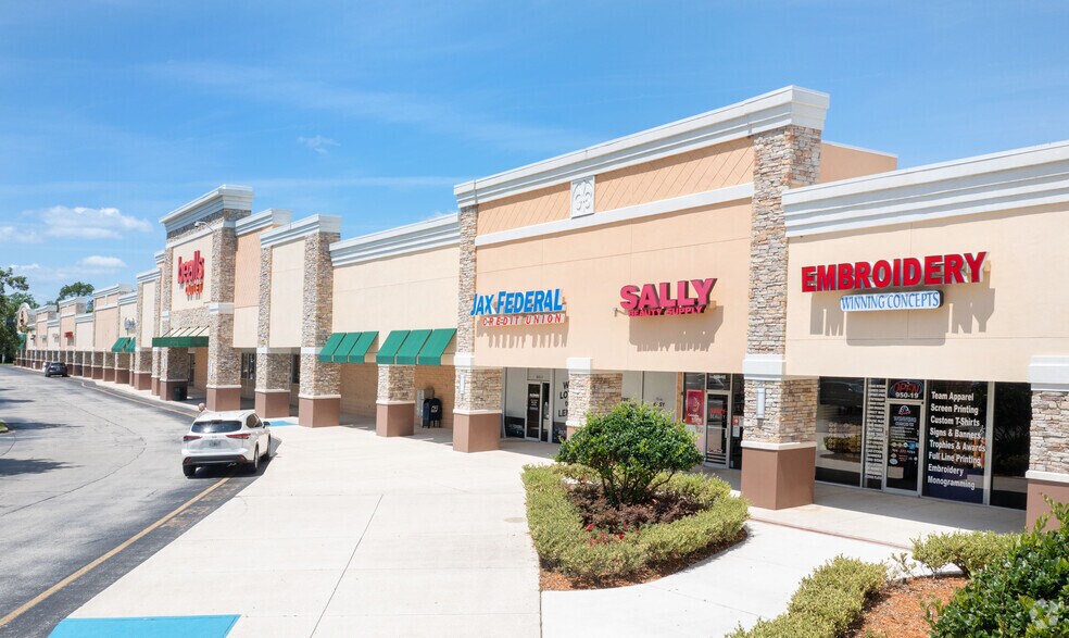 More Photos Of 950 Blanding Blvd, Orange Park Unknown For Lease