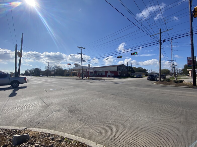 More Photos Of 6050 39th St, Groves Storefront Retail Office For Sale