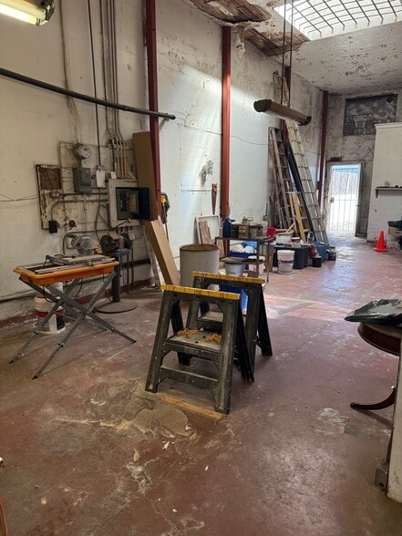 More Photos Of 1806 Alcatraz Ave, Berkeley General Retail For Sale