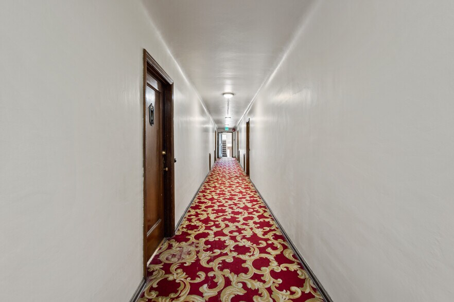 More Photos Of , Seattle Multifamily For Sale