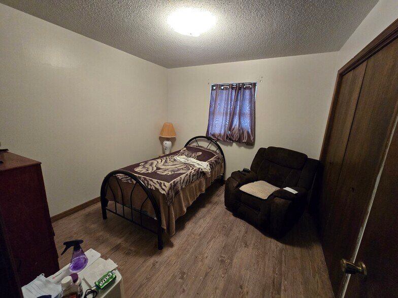 More Photos Of 415 Harmon Ave, Watonga Apartments For Sale