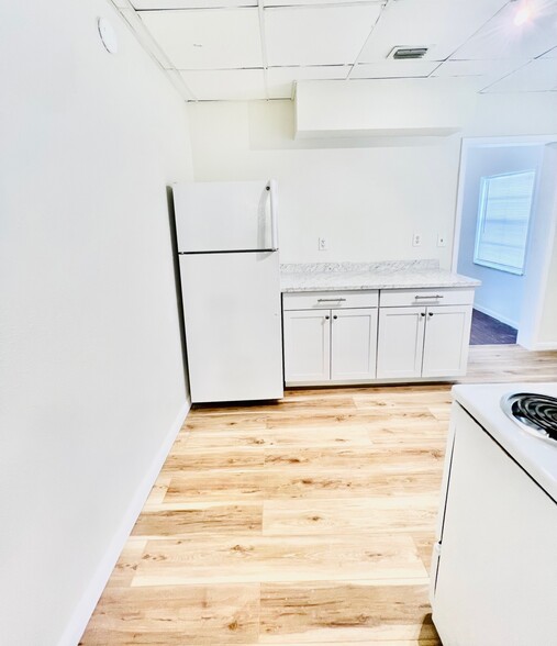More Photos Of 2507 N Armenia Ave, Tampa Office Residential For Lease