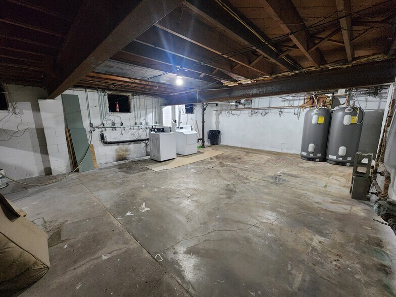 More Photos Of 1405 Chestnut St, Atlantic Apartments For Sale