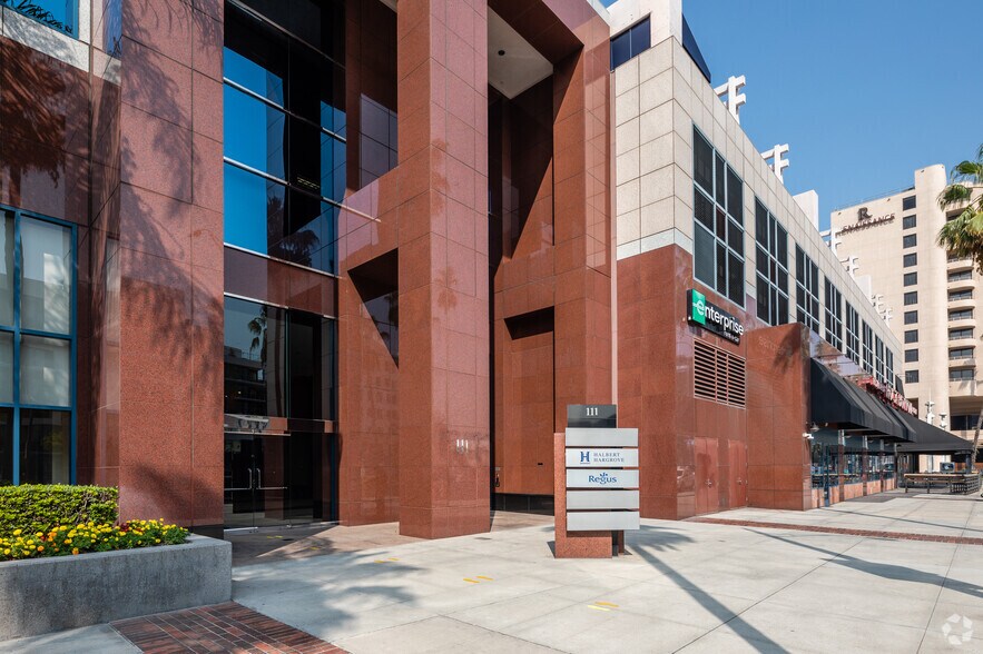 More Photos Of 111 W Ocean Blvd, Long Beach Office For Lease