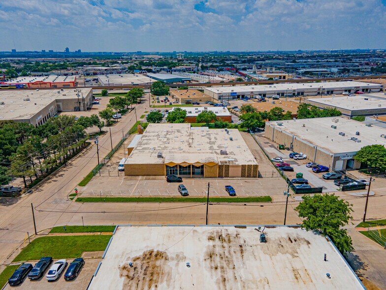 More Photos Of 11211 Gemini Ln, Dallas Distribution For Sale