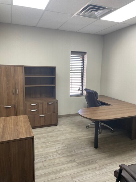 More Photos Of 2818 FM 1212, Stanton Manufacturing For Sale