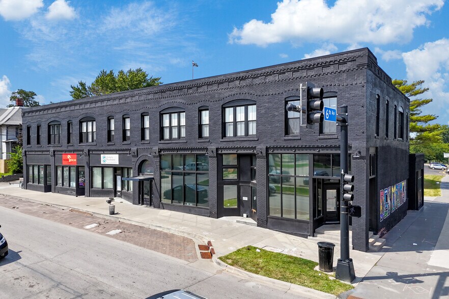 Primary Photo Of 601-611 Forest Ave, Des Moines Office Residential For Lease