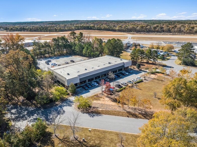 Primary Photo Of 6 Falcon Dr, Peachtree City Flex For Sale