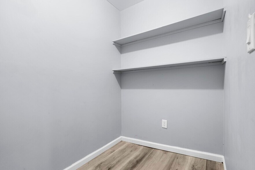 More Photos Of 58 Chestnut St, Yonkers Apartments For Sale