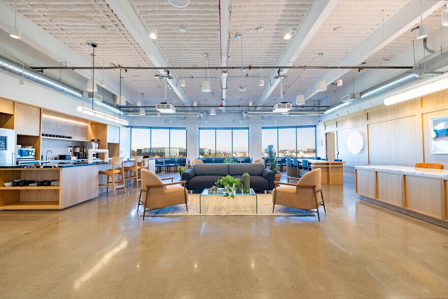 More Photos Of 1840 Gateway Dr, San Mateo Coworking Space