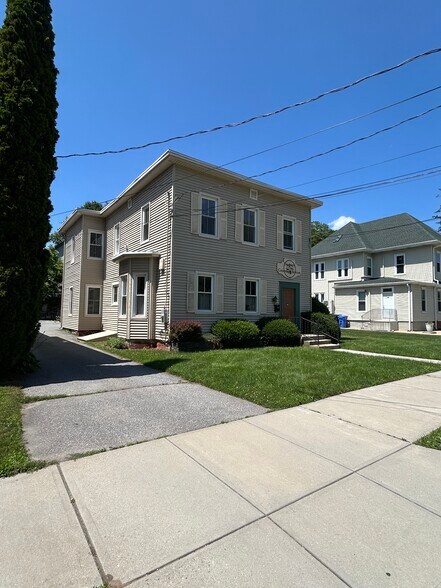 More Photos Of 239 Main St, Killingly Apartments For Sale