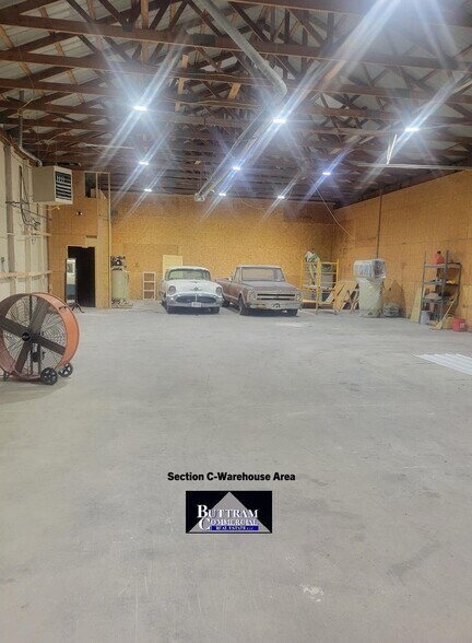 More Photos Of 1001 S Moffet Ave, Joplin Warehouse For Sale