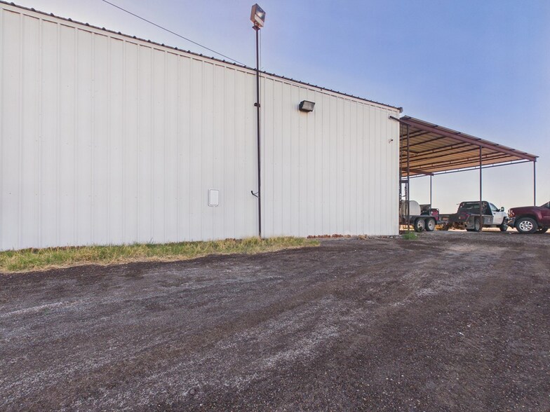 More Photos Of TBD Rancho St, Pecos Warehouse For Sale