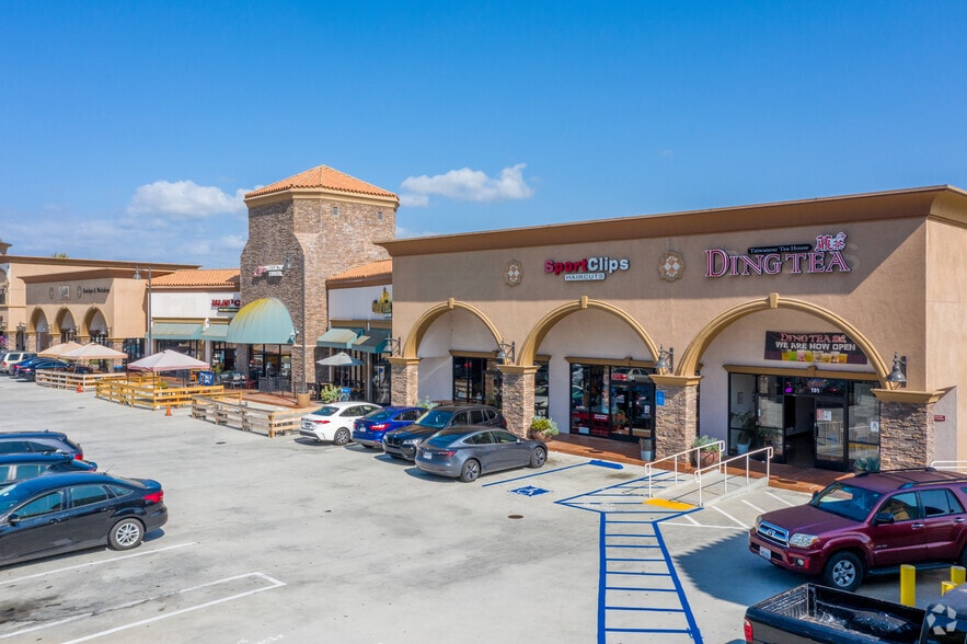 More Photos Of 4253 Oceanside Blvd, Oceanside Unknown For Lease