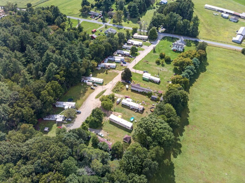 More Photos Of 156 Plains Rd, Cambridge Manufactured Housing Mobile Home Park For Sale