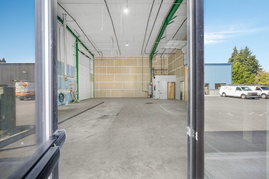 More Photos Of 421 C St, Washougal Warehouse For Sale