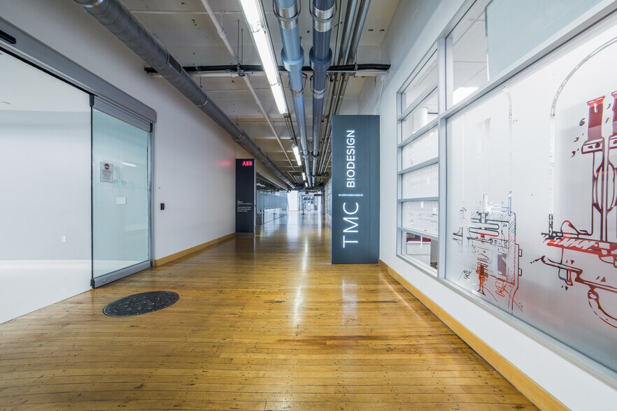 More Photos Of 2450 Holcombe Rd, Houston Office For Lease