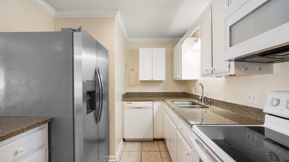 More Photos Of 1656 Scenic Gulf Dr, Destin Apartments For Sale