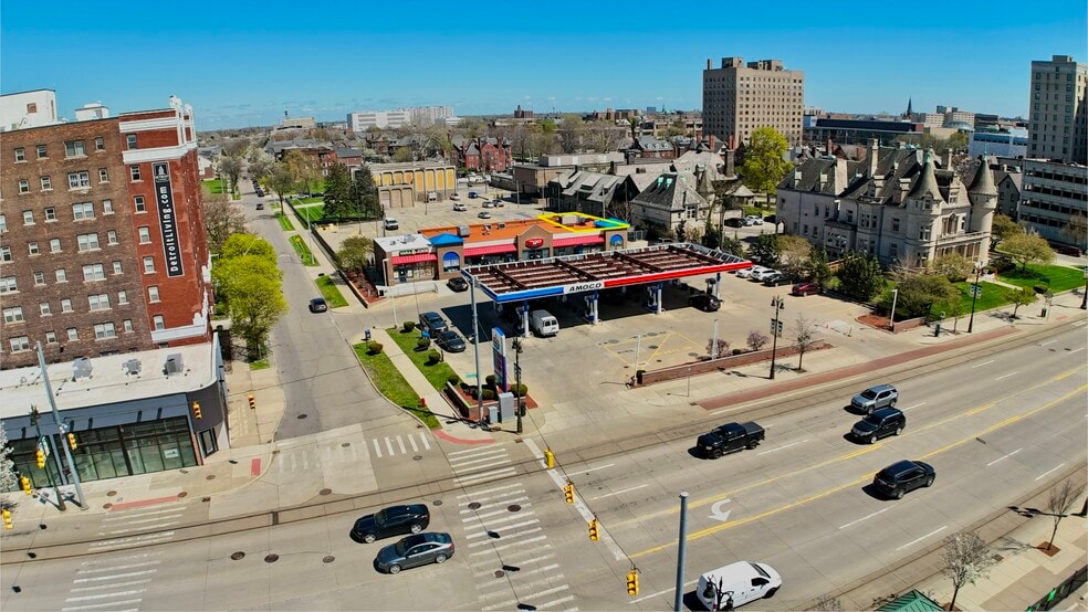 More Photos Of 5520-5564 Woodward Ave, Detroit Freestanding For Lease