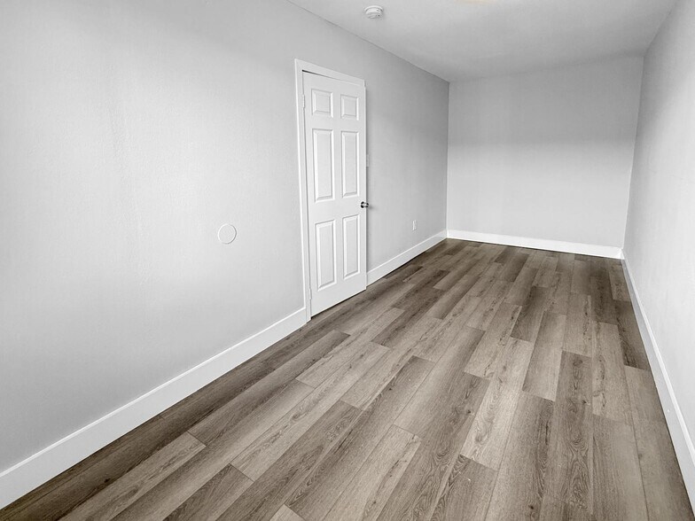 More Photos Of 6647 SW 59th Pl, Miami Apartments For Sale