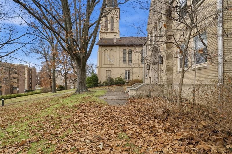More Photos Of 230 E Jefferson St, Butler Religious Facility For Sale