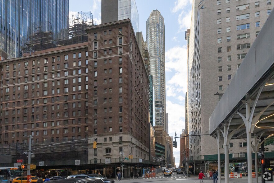 More Photos Of 156 W 56th St, New York Office Residential For Lease