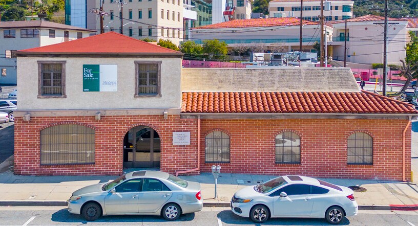 Primary Photo Of 1522 Canada Blvd, Glendale Office For Sale