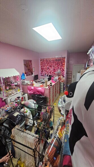 More Photos Of 5824 Torresdale Ave, Philadelphia Storefront Retail Residential For Sale