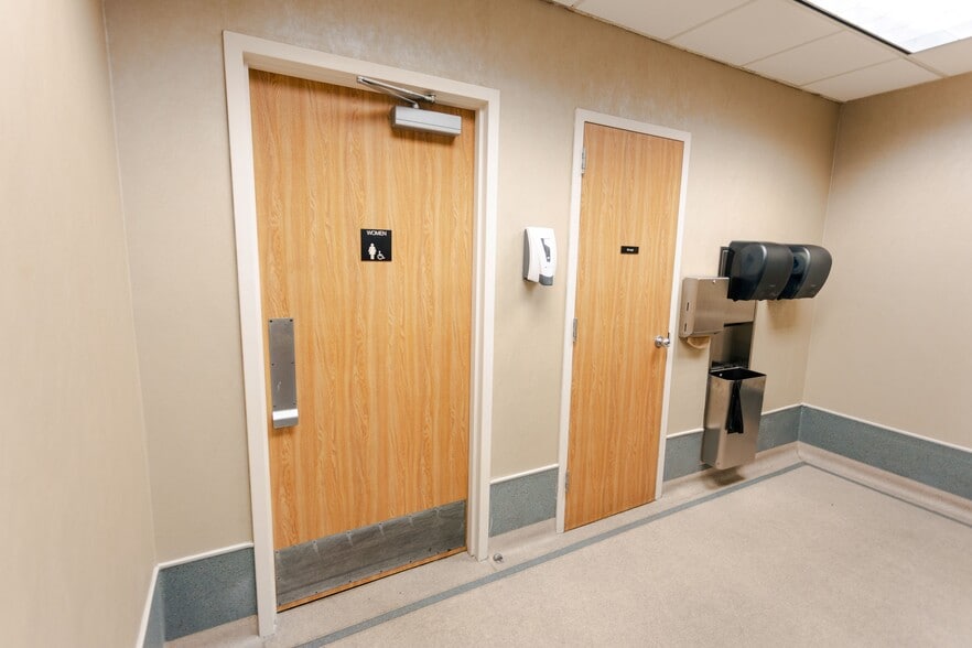 More Photos Of 1528 Post Office St, Galveston Rehabilitation Center For Sale