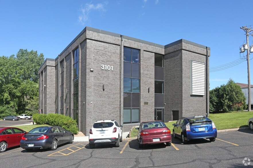 Primary Photo Of 3101 Old Highway 8, Roseville Office For Lease