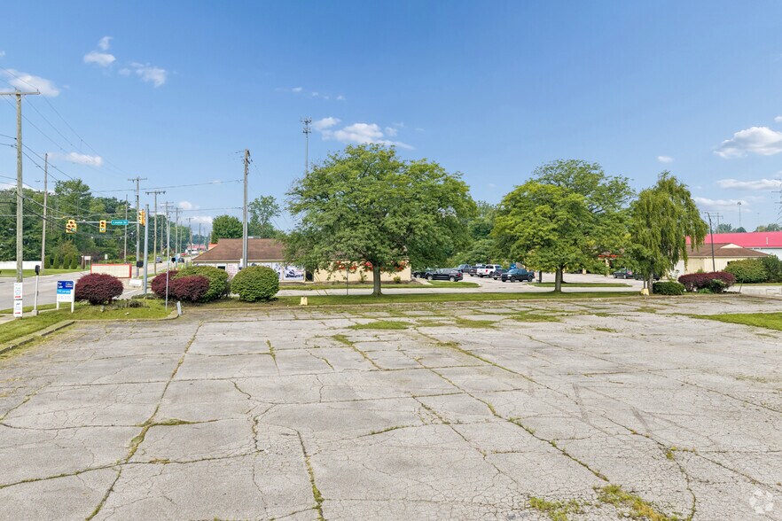 More Photos Of 661 Griswold Rd, Elyria Land For Sale