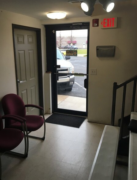 More Photos Of 1822 Skyway Dr, Longmont Light Manufacturing For Lease