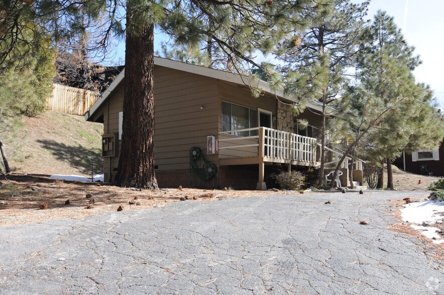 More Photos Of 1054-1098 State Highway 2, Wrightwood Hospitality For Sale