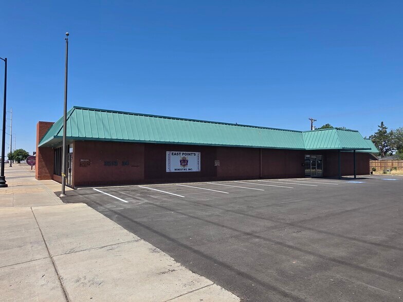 More Photos Of 3206-3212 34th St, Lubbock Storefront Retail Office For Lease