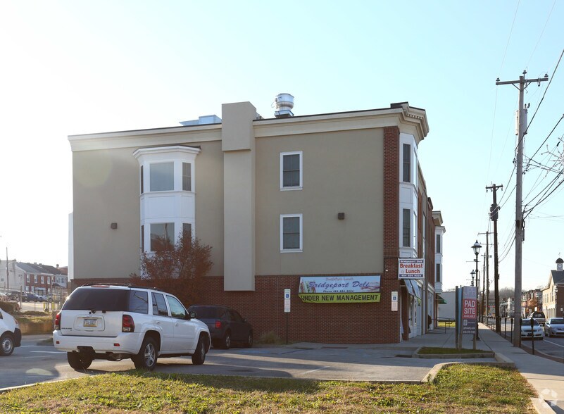 More Photos Of 30 W 4th St, Bridgeport Apartments For Lease
