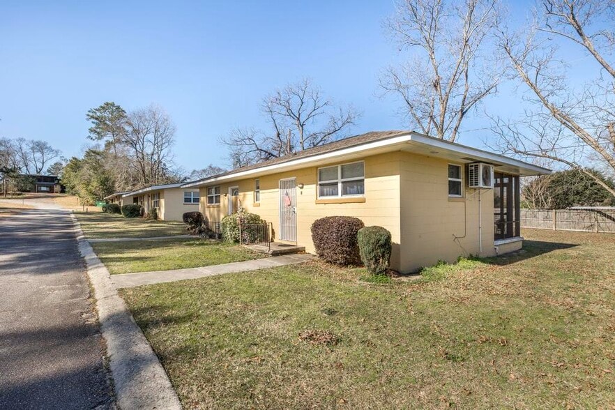 More Photos Of 5307 Houston Rd, Macon-Bibb Apartments For Sale