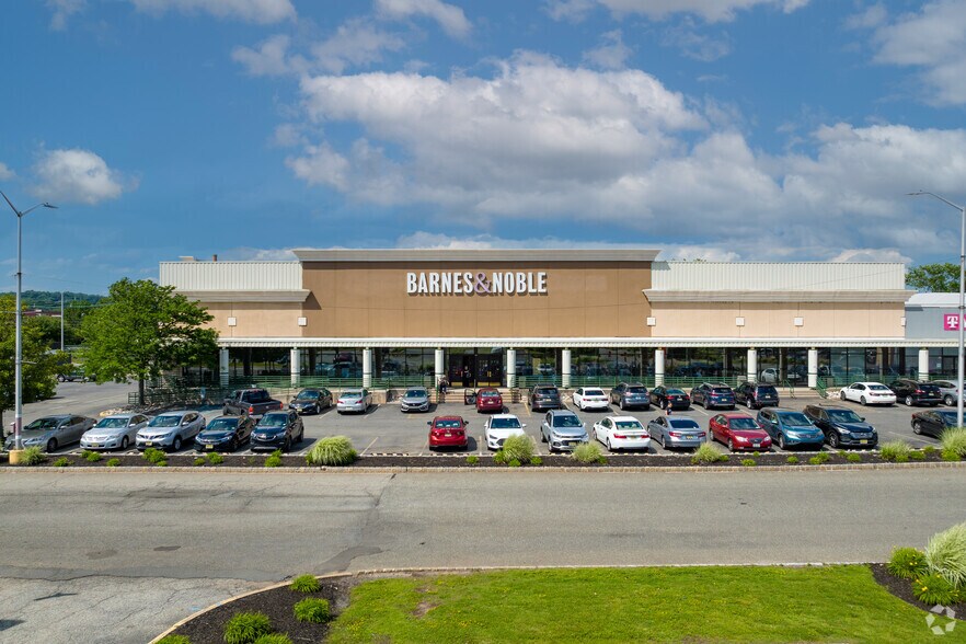 More Photos Of 1710 US Highway 46, Little Falls Unknown For Lease