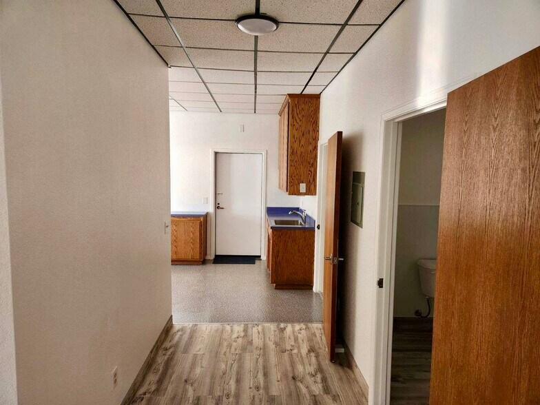 More Photos Of 7508 Morro Rd, Atascadero Office For Lease