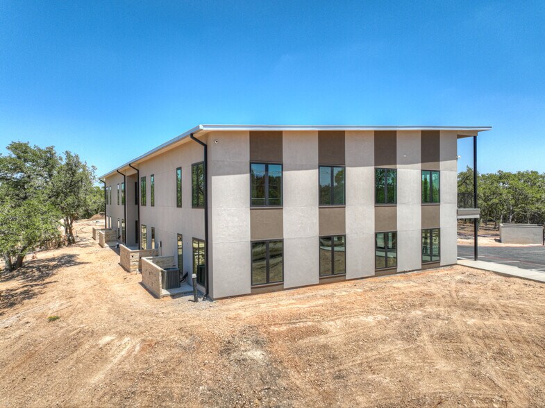 More Photos Of 1878 Herbelin Rd, New Braunfels Office For Sale