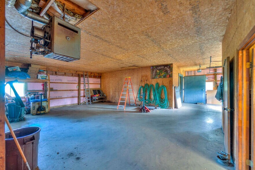 More Photos Of 3233 Page Ave, Jackson Garden Center For Sale
