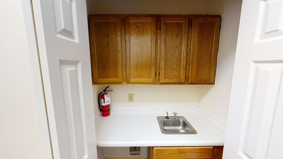 More Photos Of 596 Executive Pl, Fayetteville Office For Sale