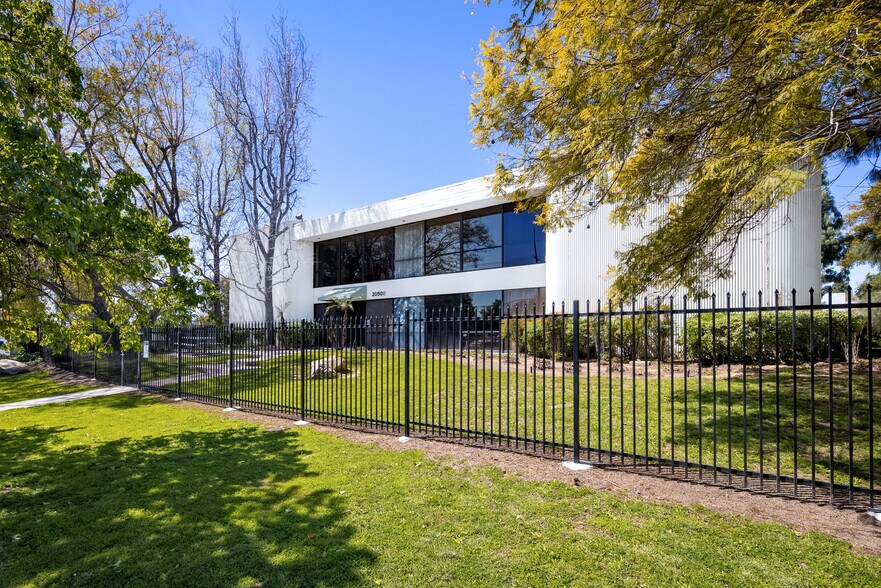 Primary Photo Of 20500 Nordhoff St, Chatsworth Research And Development For Sale