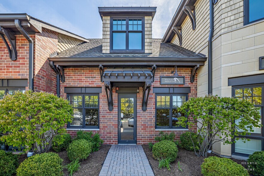 More Photos Of 1232-1280 American Way, Libertyville Medical For Lease